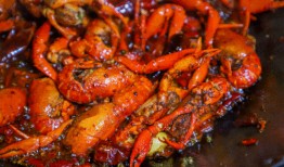 成都小龙虾爆料视频最新,口味升级，火爆街头！